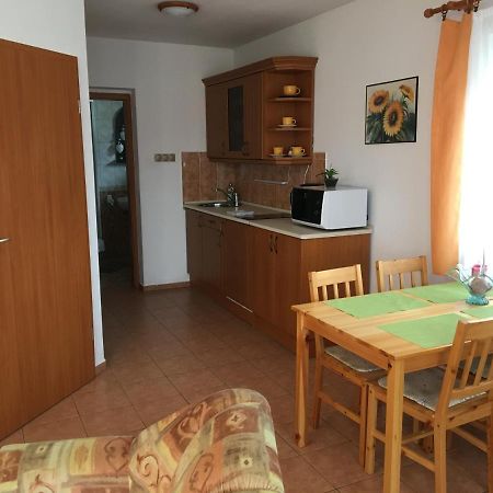זלקרוס Central Apartments מראה חיצוני תמונה
