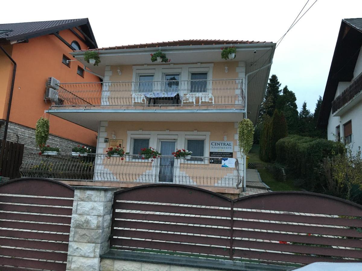 זלקרוס Central Apartments מראה חיצוני תמונה