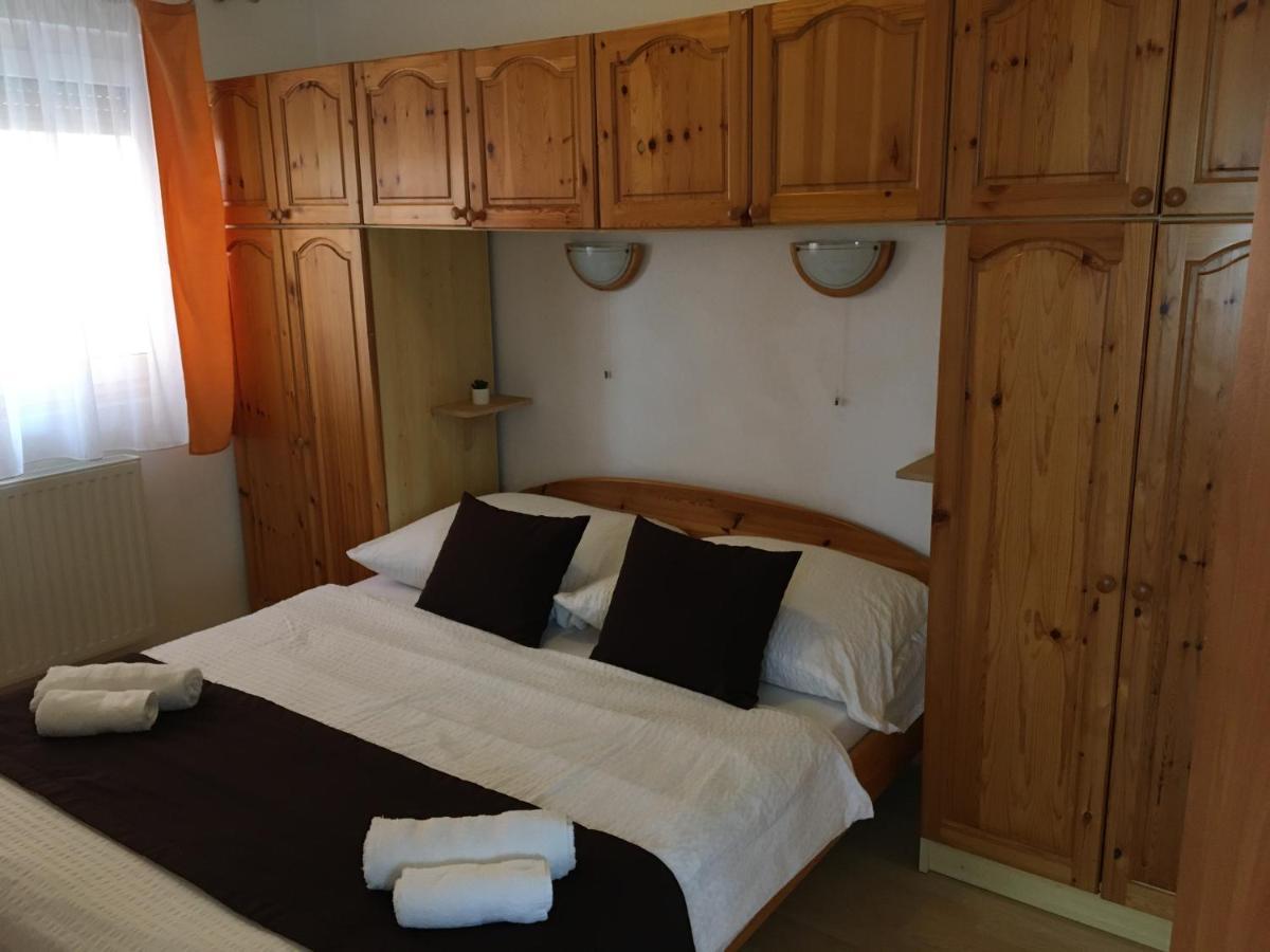 זלקרוס Central Apartments מראה חיצוני תמונה