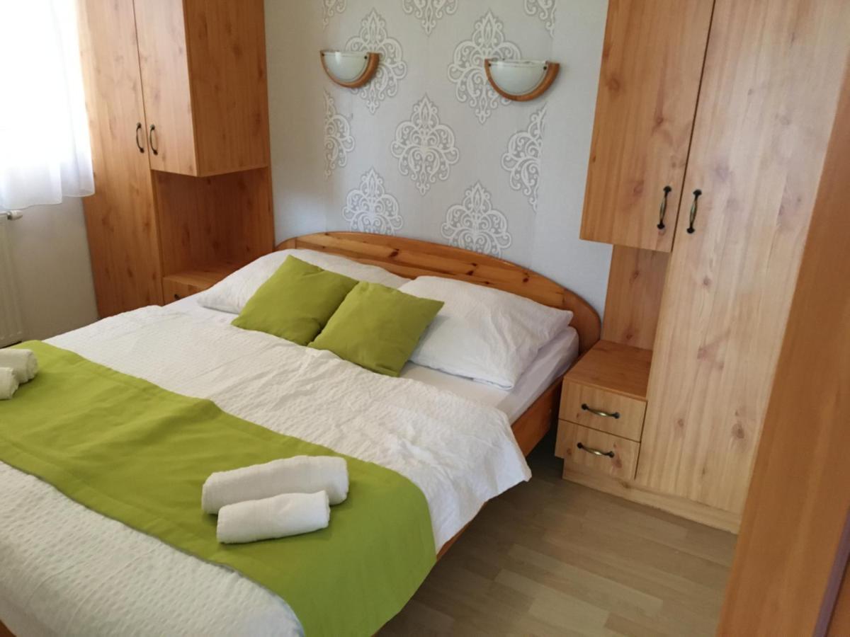 זלקרוס Central Apartments מראה חיצוני תמונה